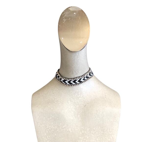 ettika NWT Boho Chic Black and White Print with Gemstones Trendy Choker Necklace - Picture 1 of 6